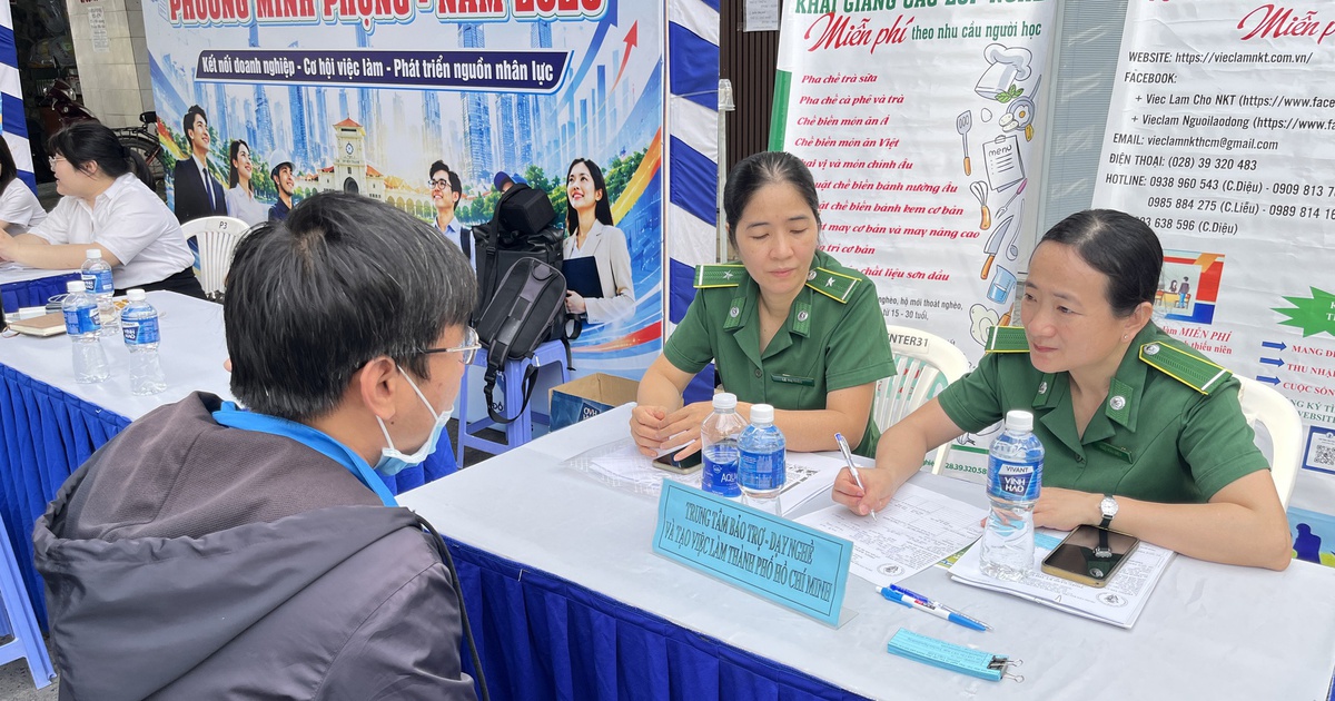 TP.HCM tuyển dụng nhiều lao động phổ thông, có vị trí lương hơn 40 triệu đồng/tháng