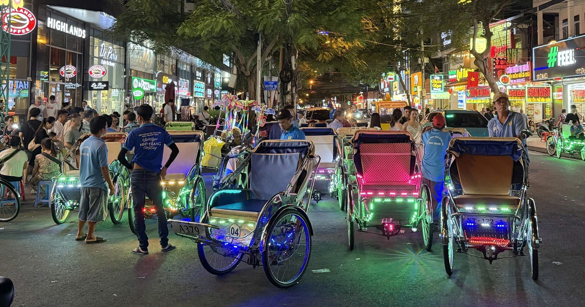 Lái xích lô tại Nha Trang bắt buộc sẽ phải đội mũ bảo hiểm?
