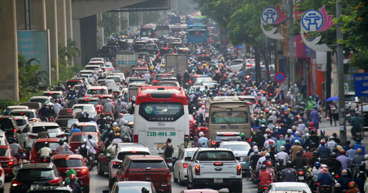 TP.HCM không ‘nhồi cao ốc vào nội đô’, Hà Nội thì sao?