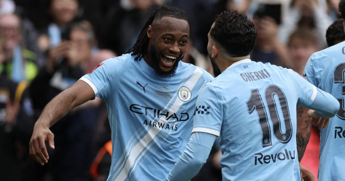 Quật ngã Chelsea, Man City chinh phục thành công FA Cup