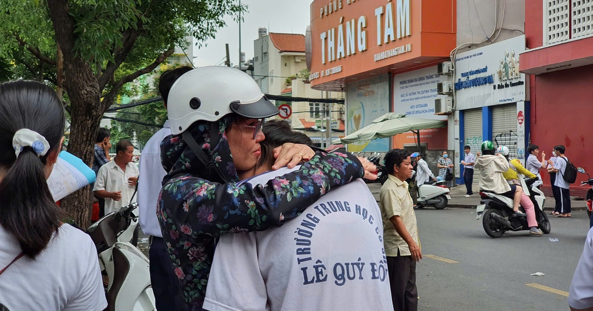 Bỏ thi tuyển sinh lớp 10: Tiết kiệm tài nguyên, sức sống khỏi cuộc đua khốc liệt