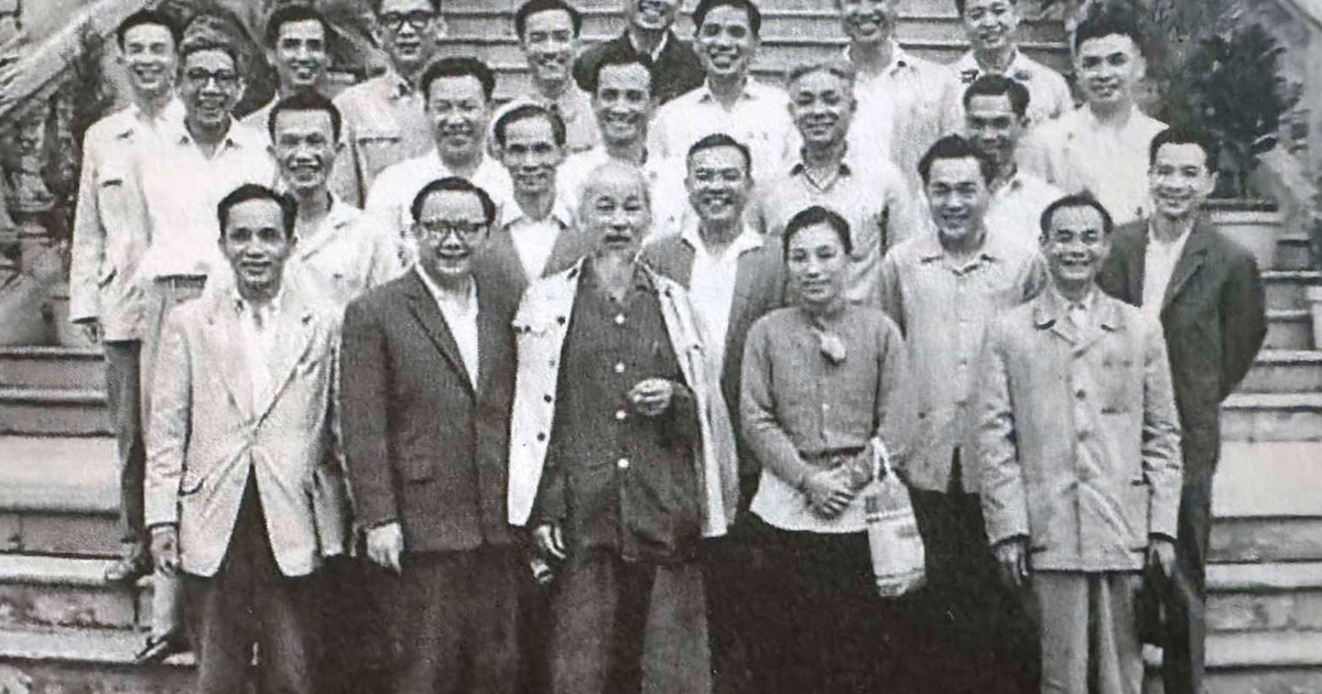 Bà Nguyễn Thị Bình kể bài học 'nhập môn ngoại giao' đầu tiên từ Bác Hồ