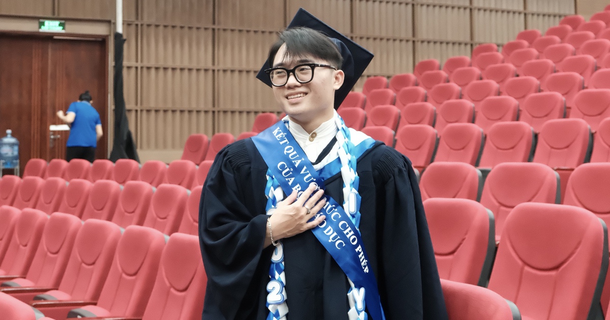 Từ học sinh yếu tiếng Anh đến học bổng toàn phần tiến sĩ tại Úc