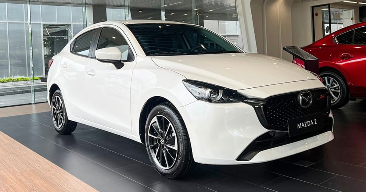 Ô tô sedan hạng B dưới 600 triệu: Mazda2 bám sát Toyota Vios, Hyundai Accent hụt hơi