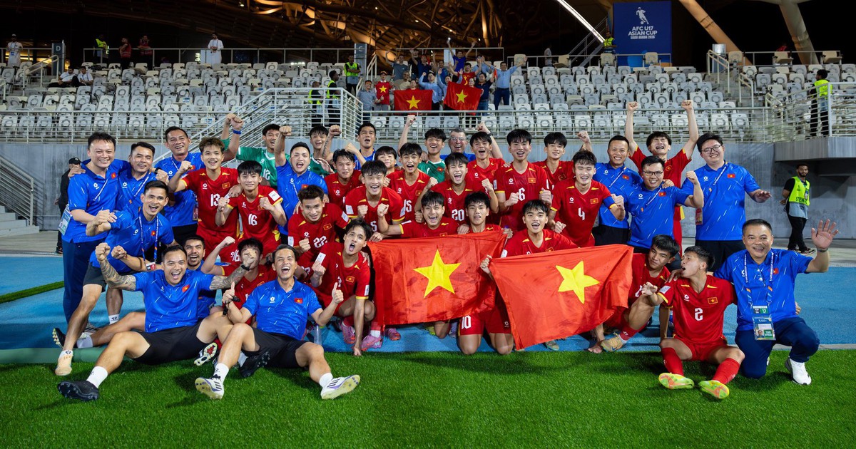 Những người hùng U.17 Việt Nam trút lời gan ruột, quyết tâm thể hiện ở World Cup