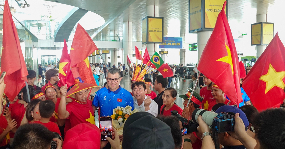 HLV U.17 Việt Nam nói cực hay sau hành trình ấn tượng tại châu Á và giành vé World Cup