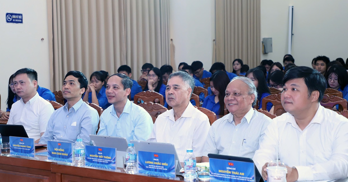 Công tác tuyên truyền miệng vẫn đặc biệt quan trọng và không thể thay thế