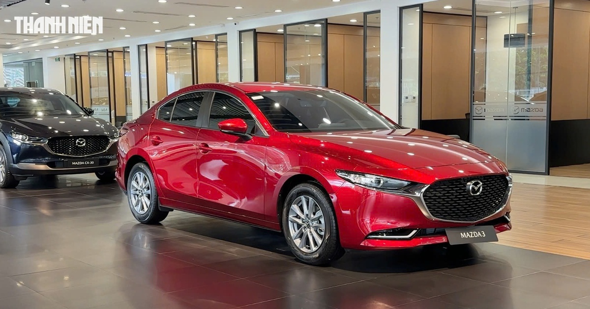 Sedan hạng C dưới 900 triệu: Mazda3 chiếm 72% thị phần, Toyota Corolla Altis bán ít nhất