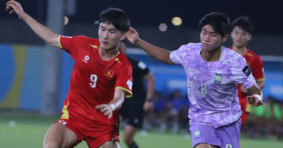 U.17 Việt Nam trở thành đội bóng bản lĩnh ra sao, HLV Roland tiết lộ cực hay