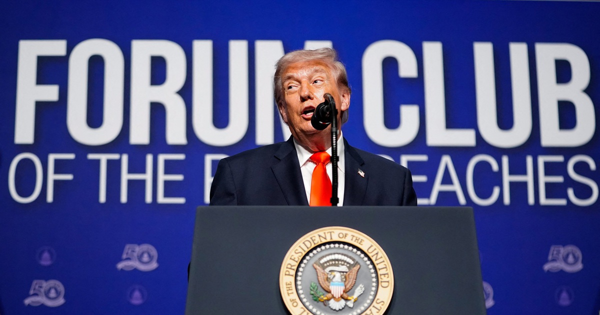 Tổng thống Trump nói Hải quân Mỹ bắt tàu Iran như 'cướp biển'