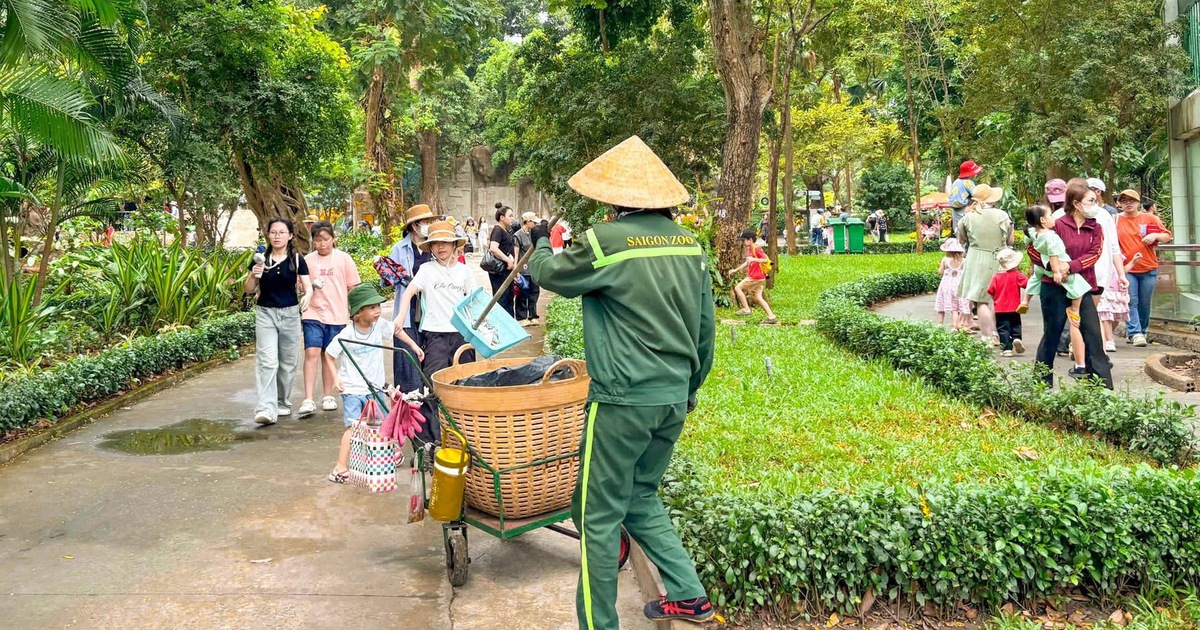 Bình luận 'xả rác thoải mái cho lao công dọn' ở Thảo Cầm Viên gây bức xúc