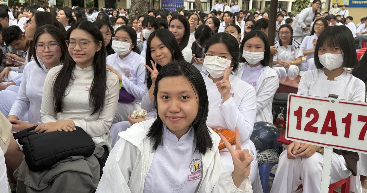 Bí quyết ôn thi tốt nghiệp THPT đạt điểm cao: Bác Hồ trong lịch sử Việt Nam