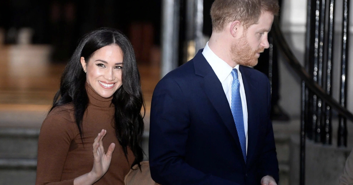 Meghan Markle bất ngờ tung loạt ảnh cưới chưa từng công bố