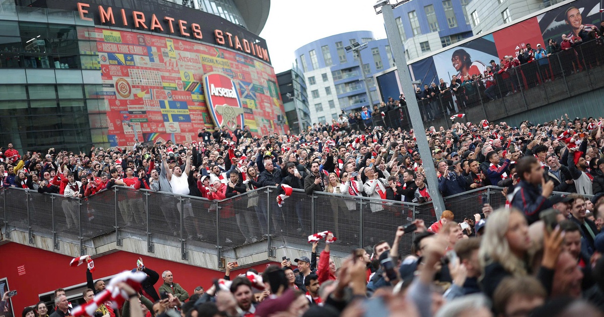 Arsenal trở thành nhà vô địch ‘độc, lạ’