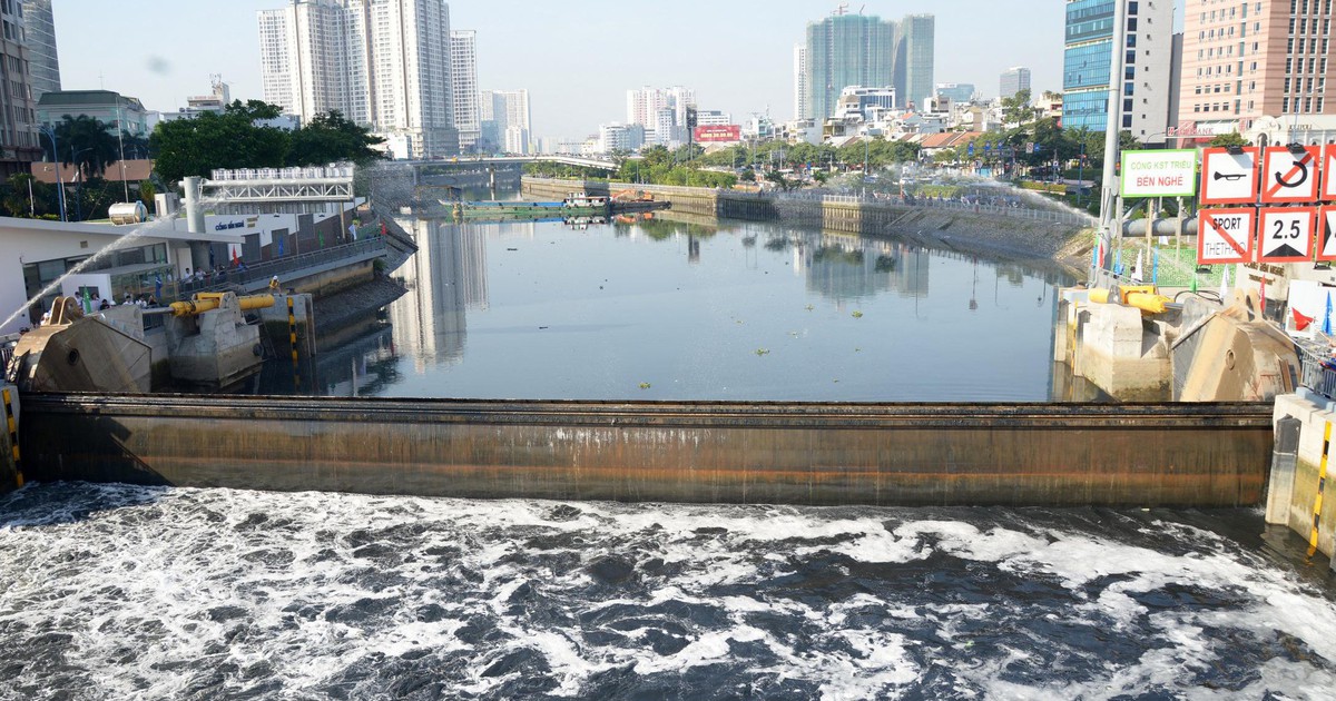 TP.HCM thúc cấp sổ đỏ 3 khu đất thanh toán dự án chống ngập 10.000 tỉ
