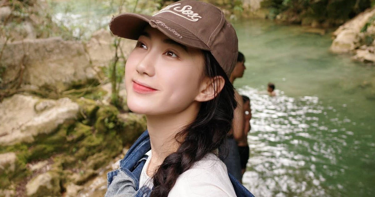 'Mỹ nhân mặt mộc' gây chú ý khi đóng phim Việt giờ vàng là ai?