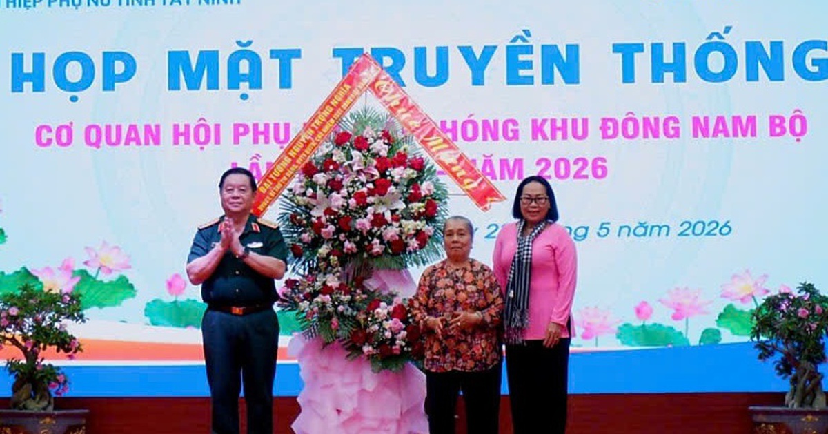 Sống lại thời hoa lửa cùng 'phụ nữ miền Đông gian lao mà anh dũng'