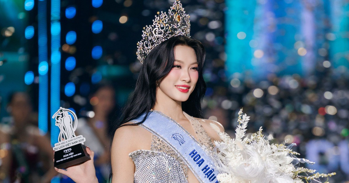 Cô gái Tuyên Quang cao 1,8 m đăng quang Hoa hậu - Nam vương Du lịch Việt Nam