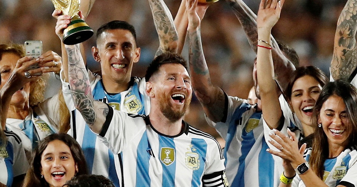 Messi chính thức xác nhận dự World Cup 2026, lập tức trình diễn cúp vàng