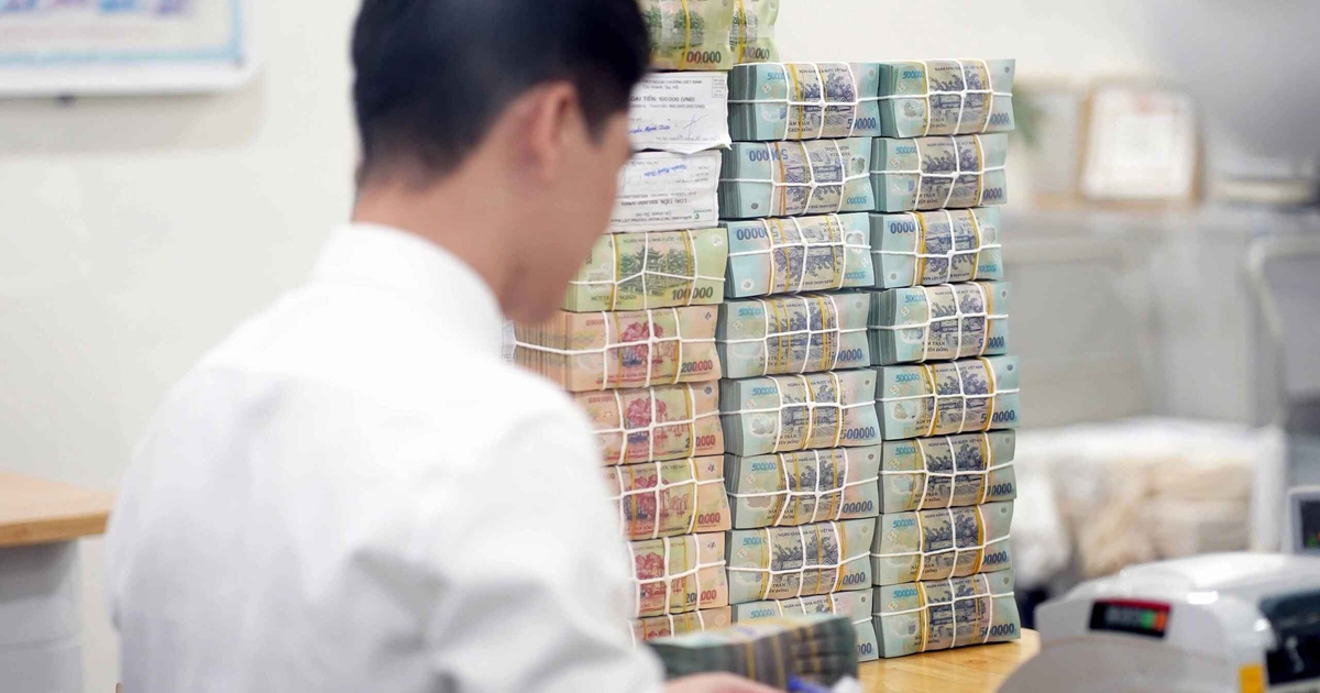 Siết lãi suất tiết kiệm