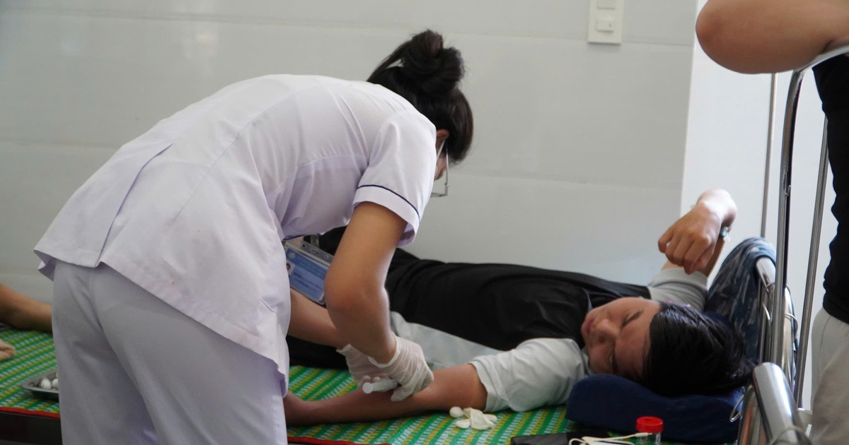 39 người nhập viện nghi ngộ độc thực phẩm sau khi ăn bánh mì ở Quy Nhơn