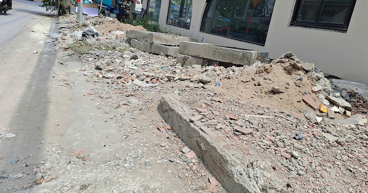 Đường sá ngổn ngang do thi công quá lâu