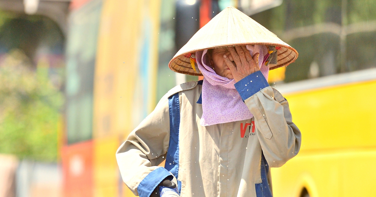 Hà Nội nắng nóng kỷ lục hơn 41 độ C, nóng nhất cả nước