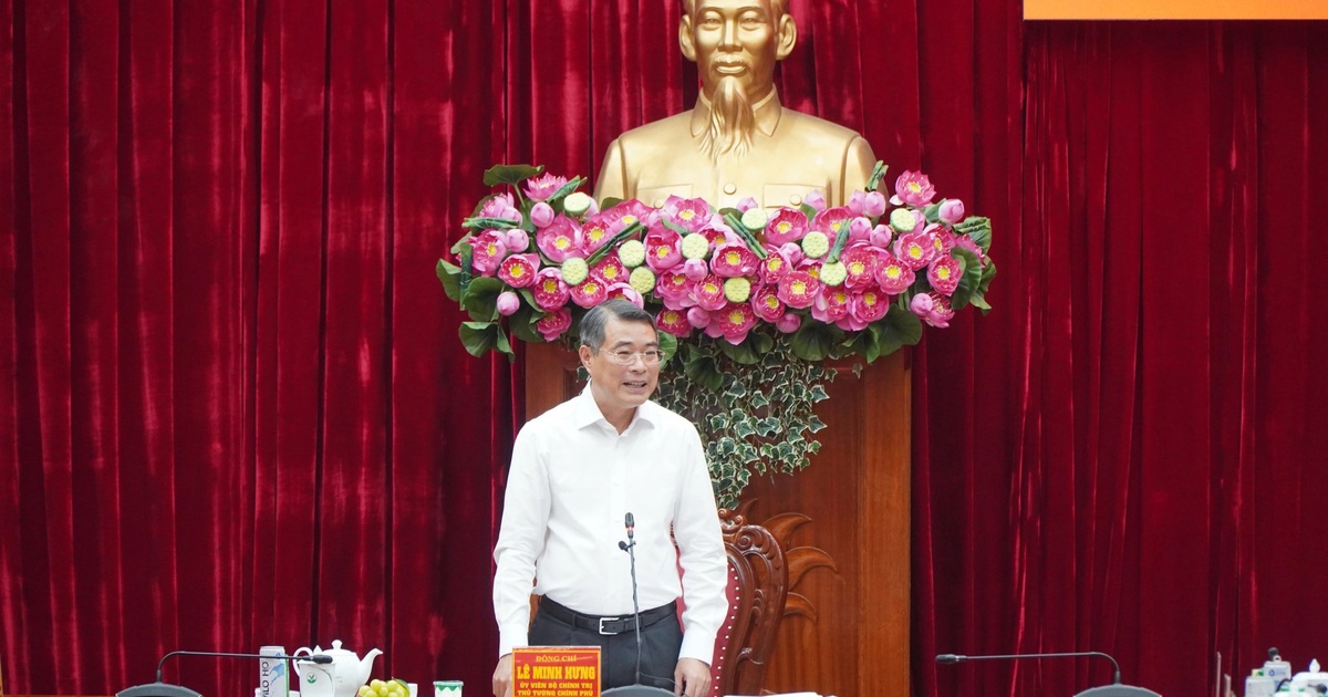 Kiện toàn bố trí cán bộ theo quan điểm "có vào, có ra"