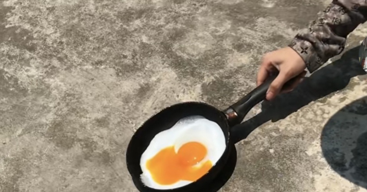 Rộ trend 'chiên trứng bằng nắng' giữa trời nắng nóng, liệu có chín và ăn được không?