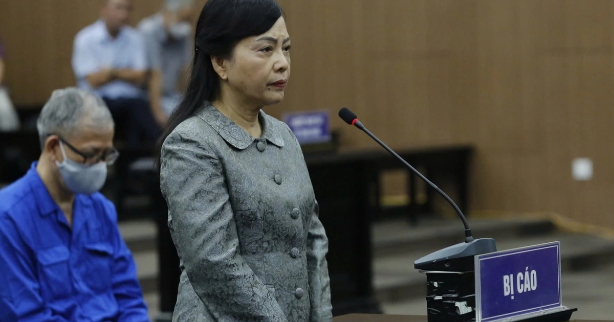 Bà Nguyễn Thị Kim Tiến bị tuyên phạt 6 năm tù, phải bồi thường hơn 108 tỉ đồng