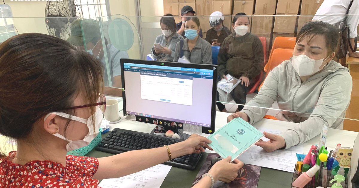 Quên chốt sổ BHXH, người lao động gặp rắc rối gì?