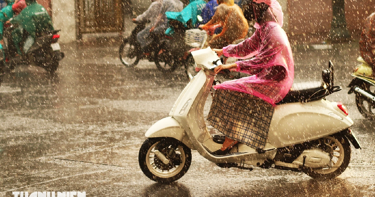 Mưa giông ở TP.HCM và Nam bộ có liên quan bão Jangmi?
