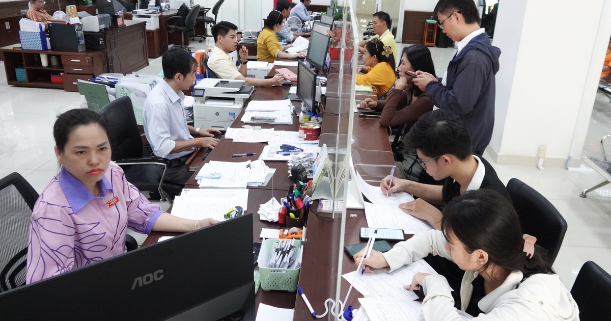 TP.HCM giảm hàng trăm đầu mối, trao thêm quyền cho phường, xã