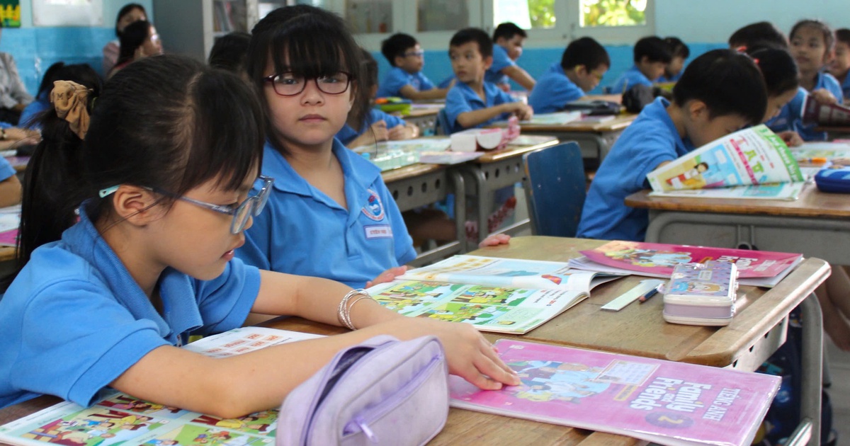 Không được yêu cầu học thuộc bài mẫu để kiểm tra cuối năm