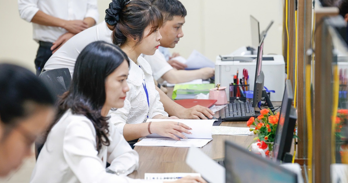 Bộ Nội vụ hướng dẫn tính lương, phụ cấp mới khi lương cơ sở tăng từ 1.7