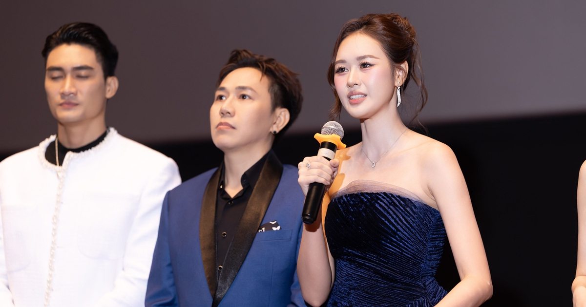 Anh Đức phân trần, Tiểu Vy nói gì khi được góp ý về diễn xuất?