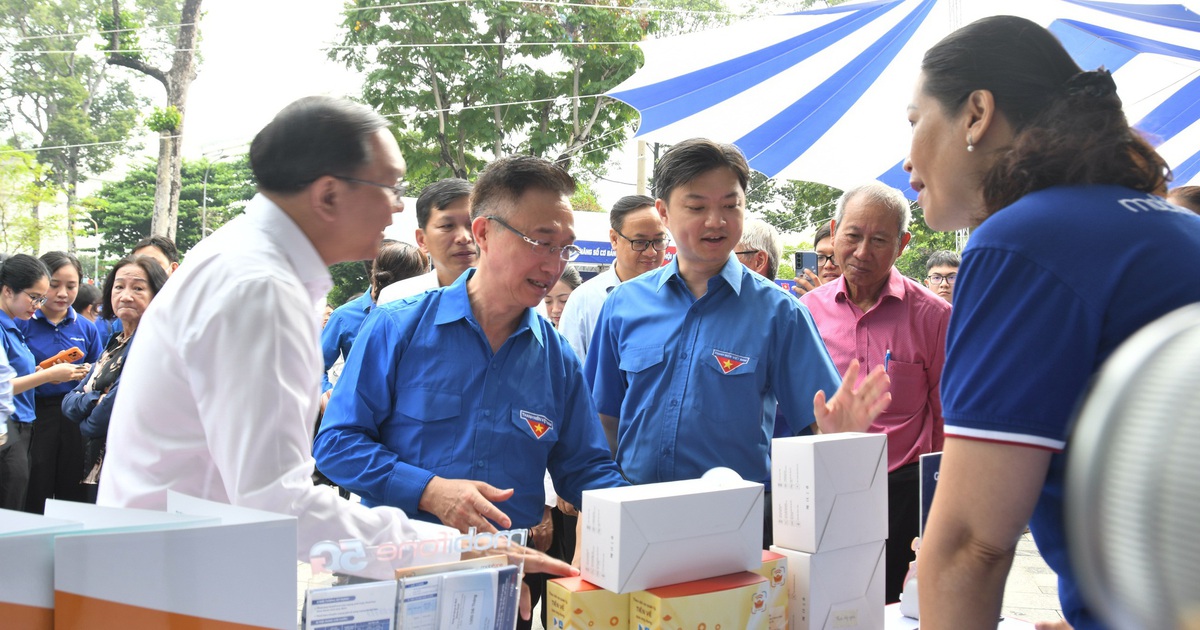 Thanh niên hiện nay không chỉ xây cầu, dựng nhà mà còn làm điều rất ý nghĩa…