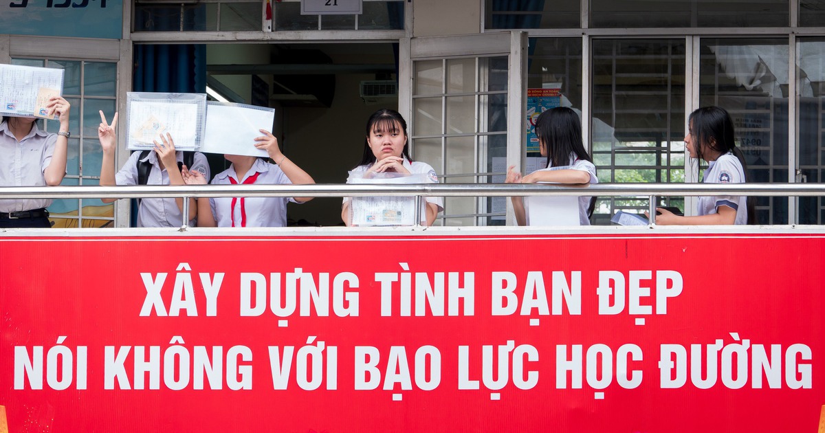 Học sinh TP.HCM râm ran đoán chủ đề thi lớp 10 môn ngữ văn