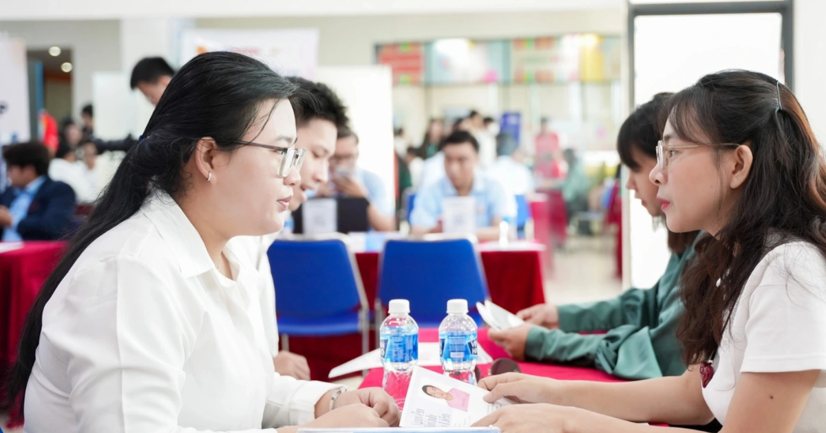 Xu hướng lạ: Nhiều người làm thử việc vài tháng rồi nghỉ