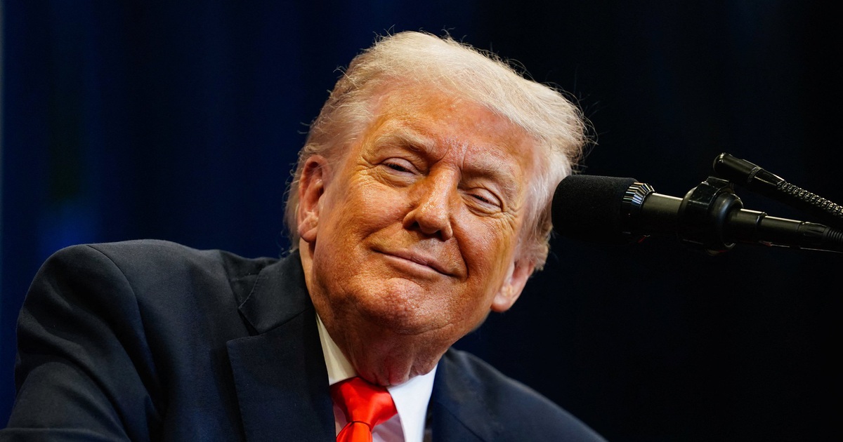 Ông Trump tuyên bố mở chiến dịch hỗ trợ tàu mắc kẹt rời eo biển Hormuz