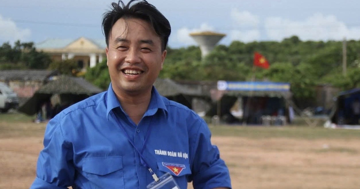 Người 'nhạc trưởng' 11 năm cùng sĩ tử vượt vũ môn