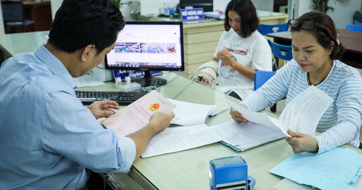 Vì sao chưa thể bỏ địa giới hành chính khi công chứng bất động sản?