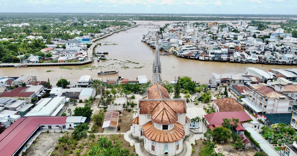 Đồng Tháp lấy ý kiến dân về việc 11 xã lên phường