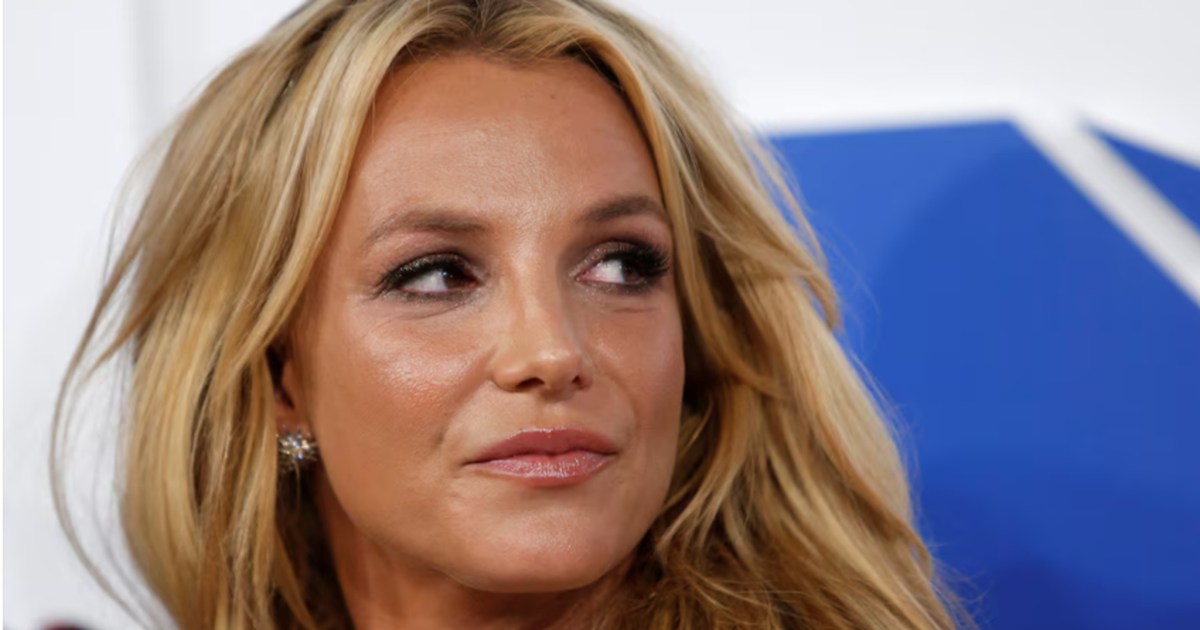 Britney Spears vướng rắc rối pháp lý vì lái xe khi say xỉn