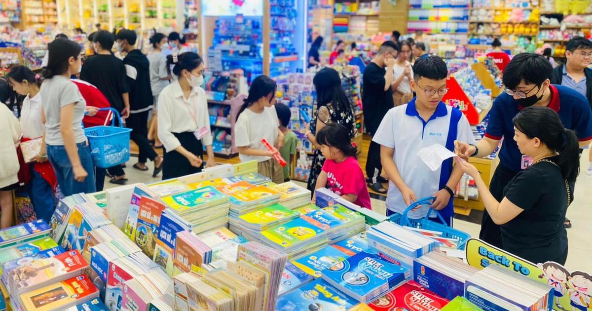 Bộ GD-ĐT: Sẽ miễn phí sách giáo khoa dưới hình thức cho mượn, kinh phí 4.000 tỉ