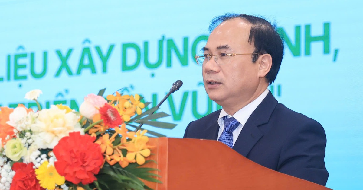 Thứ trưởng Bộ Xây dựng: Thách thức 'xanh hóa' vật liệu