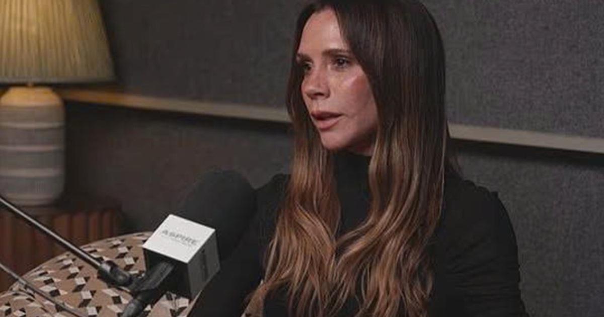 Victoria Beckham lên tiếng đáp trả những tuyên bố gây tranh cãi của con trai
