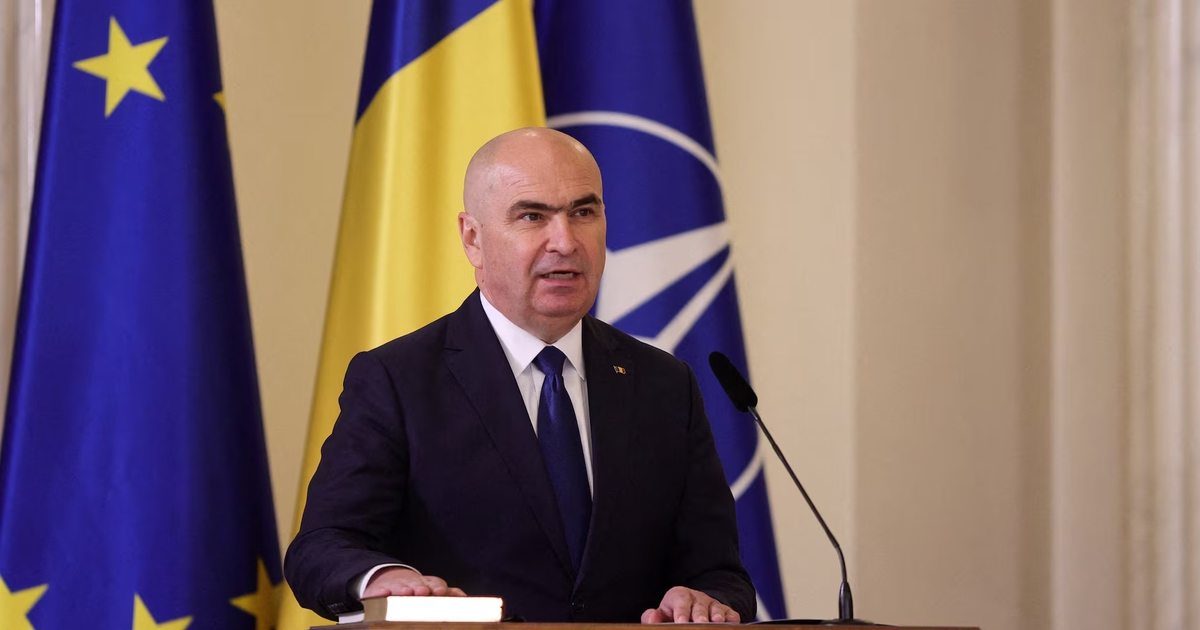 Ch&iacute;nh phủ Romania sụp đổ