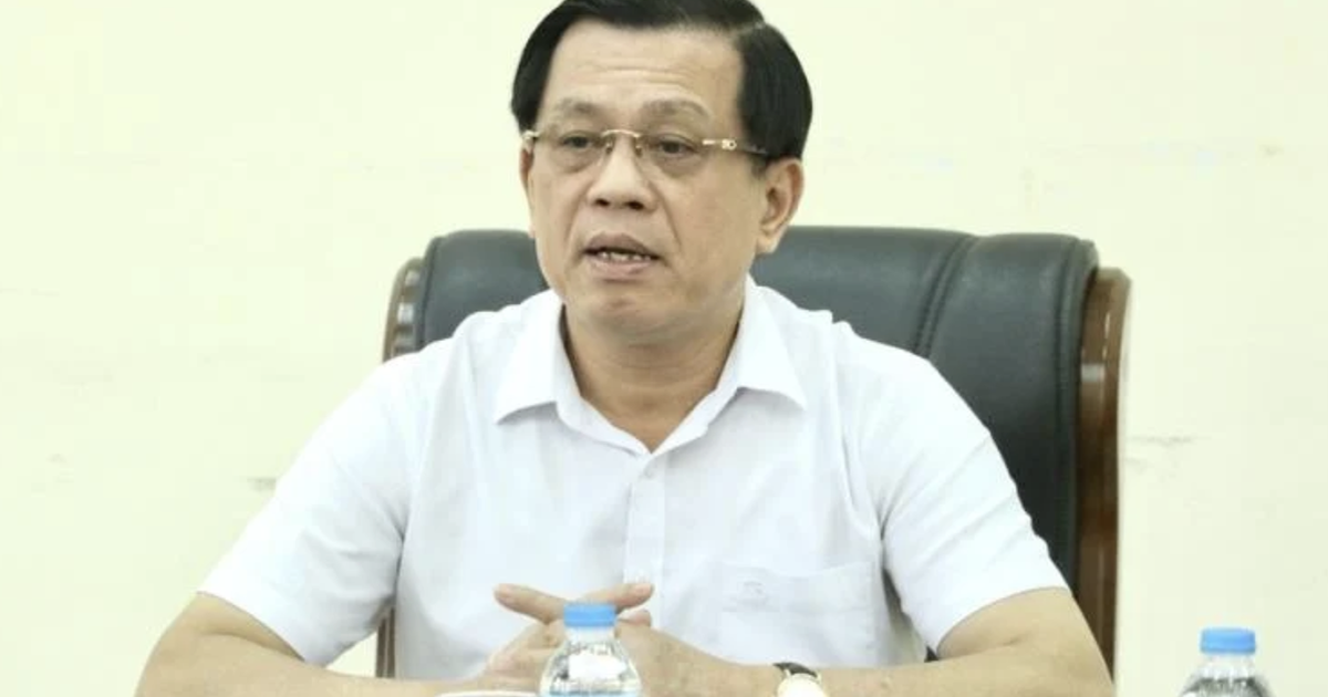 Khám xét nơi làm việc của cựu thứ trưởng, thu giữ hơn 5 tỉ đồng