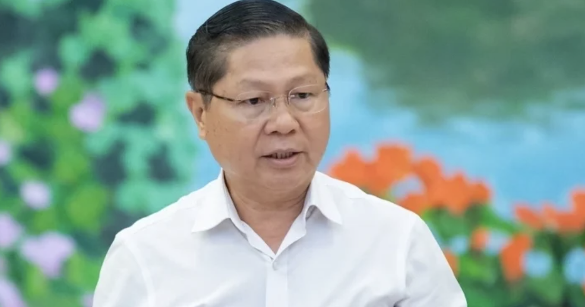 Cựu thứ trưởng được cấp dưới 'biếu' 500 triệu nhưng không bị xử lý hình sự